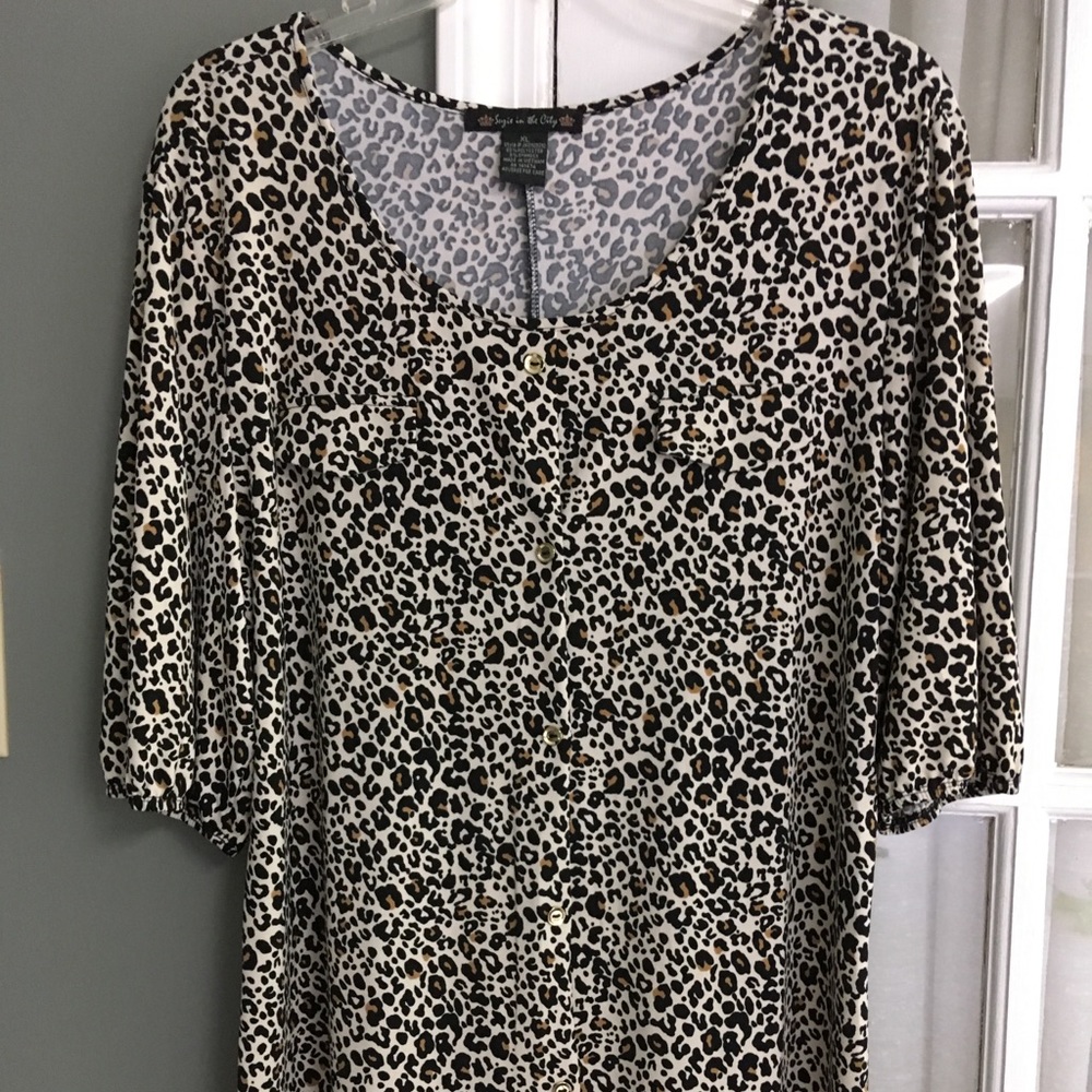 Suzie In The City XL Animal Print Blouse